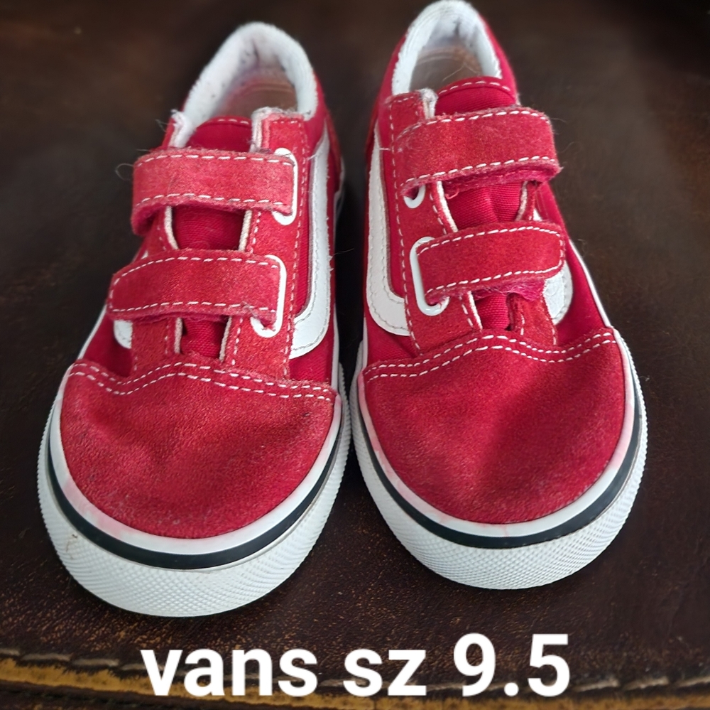 Little boys shoes- 2 vans- 1 converse
